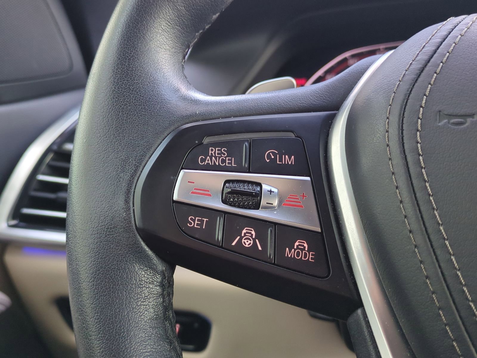 Used 2022 BMW X5 sDrive40i image 19