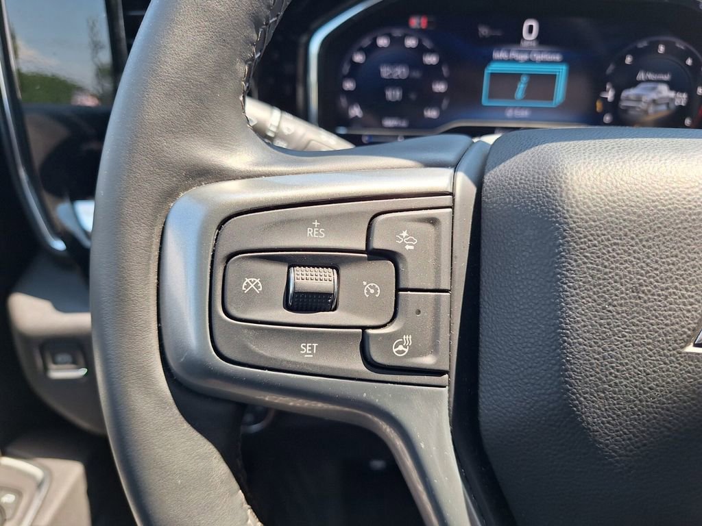 Used 2025 Chevrolet Silverado 1500 LT image 15