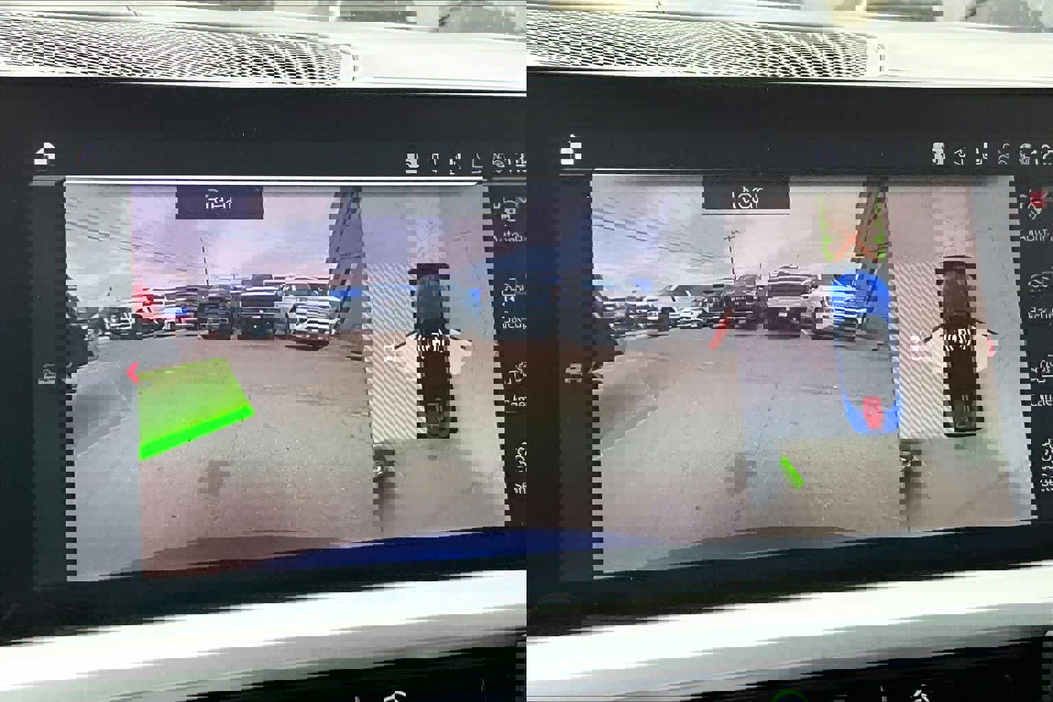 Used 2023 BMW M4 xDrive Competition image 25