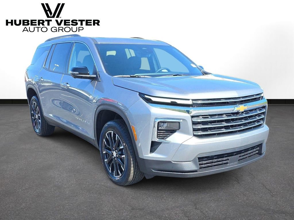 New 2026 Chevrolet Traverse LT w/ Sun and Wheel Package FWD image 4