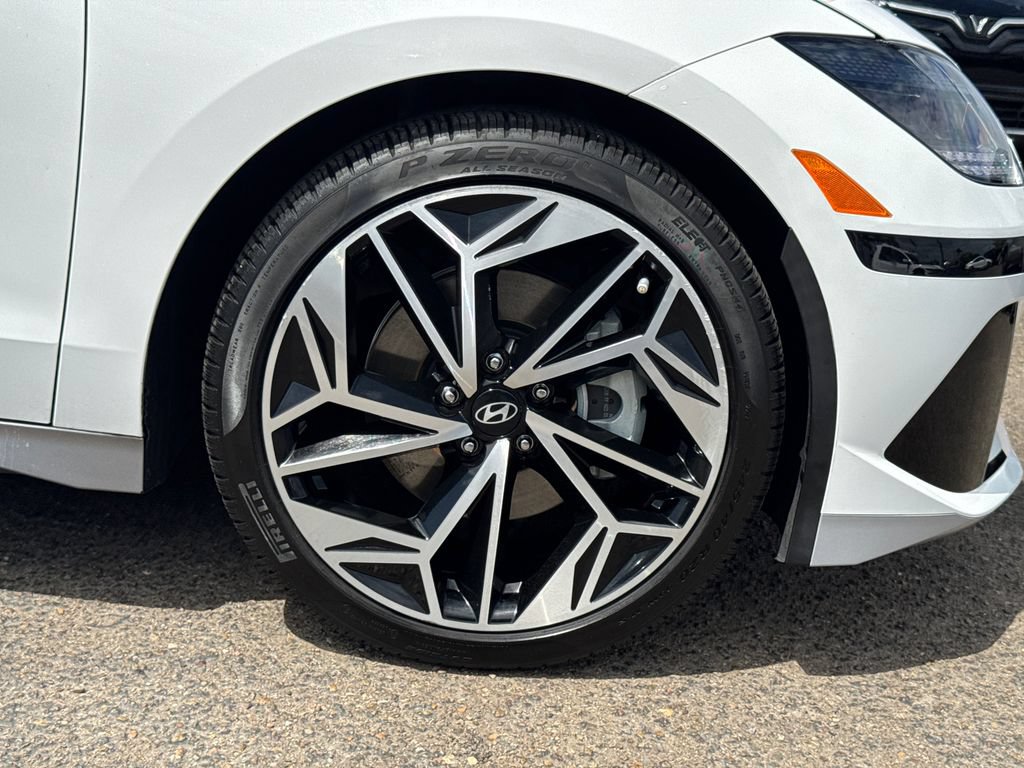 Used 2023 Hyundai Ioniq 6 SEL RWD image 7