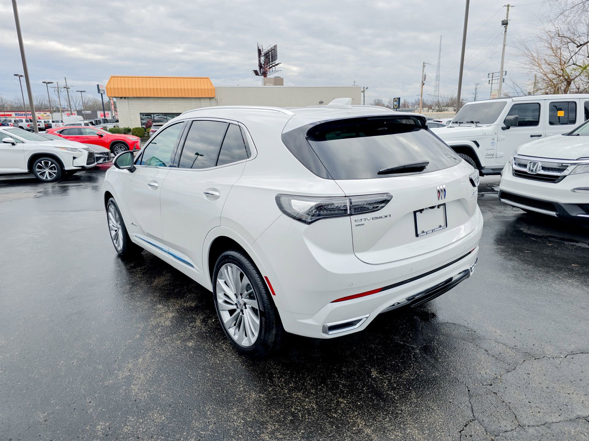 Used 2024 Buick Envision Avenir image 26