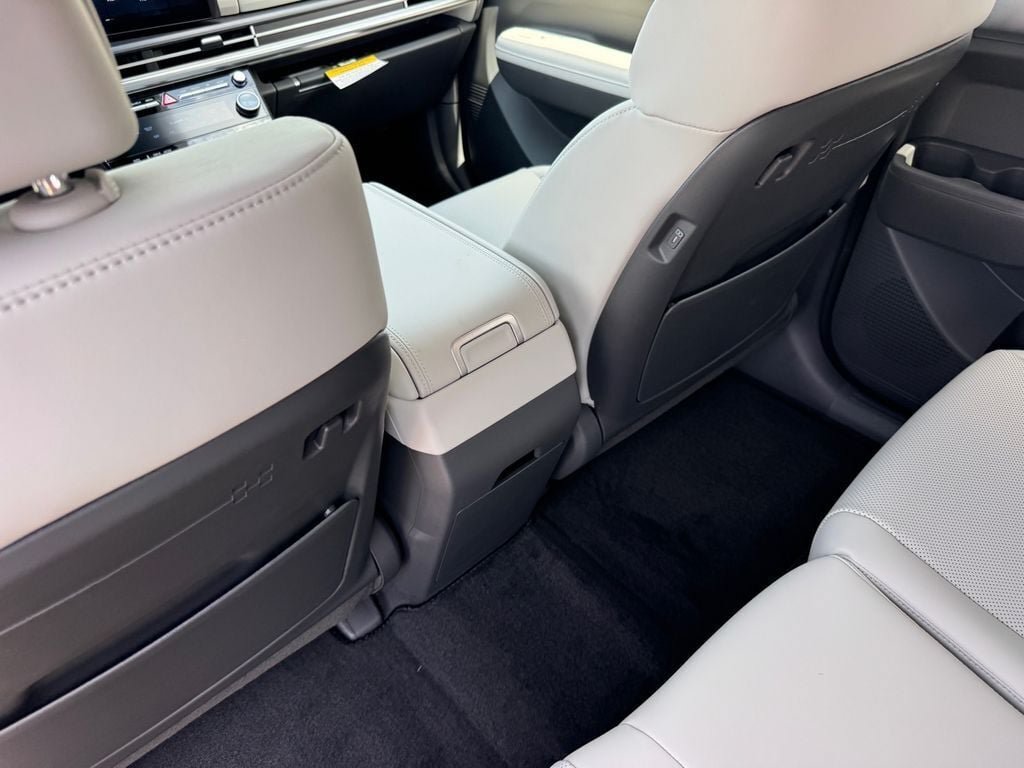 New 2026 Hyundai Santa Fe SEL FWD image 16