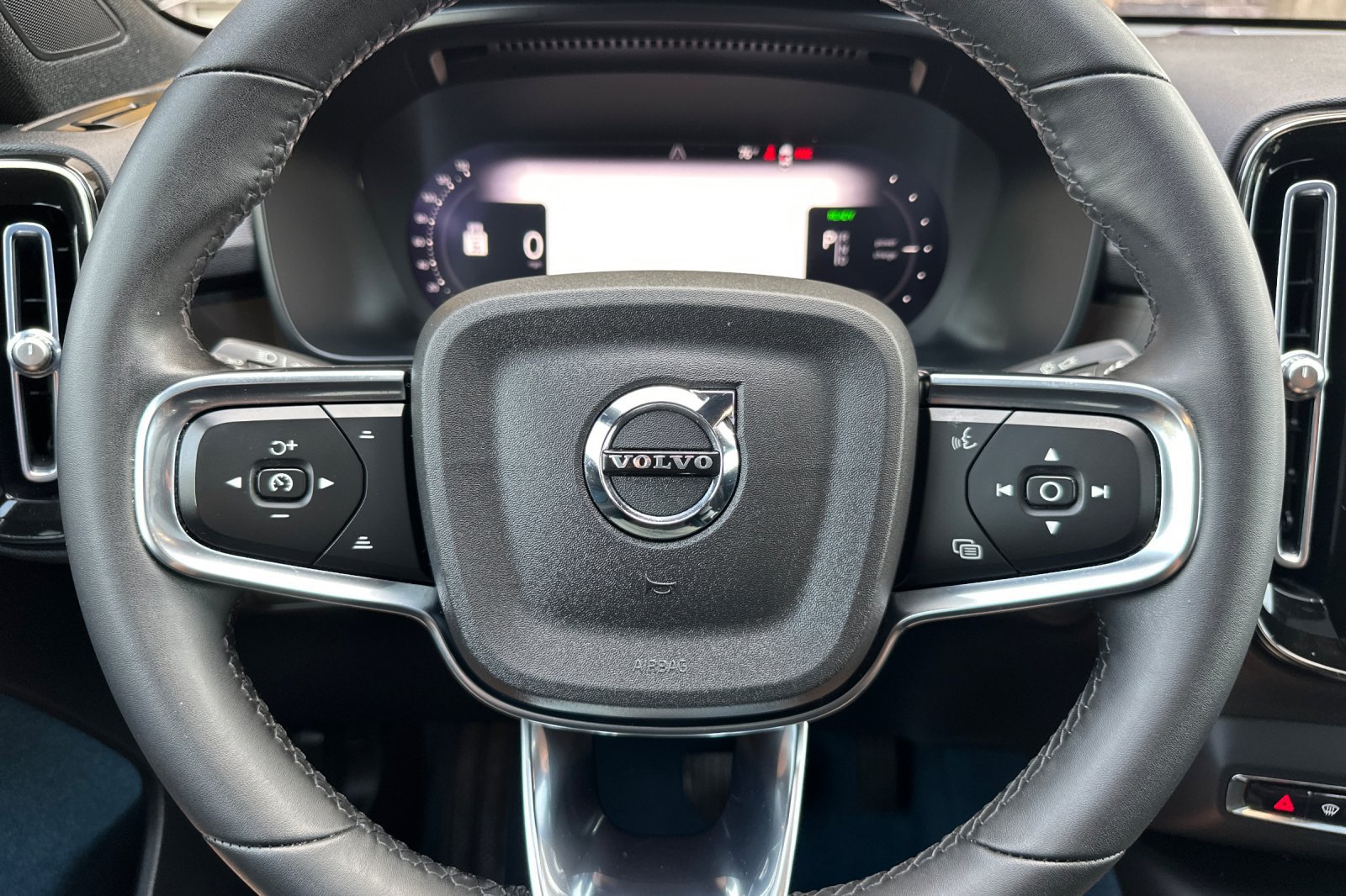 Certified 2023 Volvo C40 P8 Recharge Plus AWD/4WD image 26