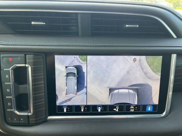 Used 2021 GMC Yukon XL Denali w/ Denali Premium Package image 29