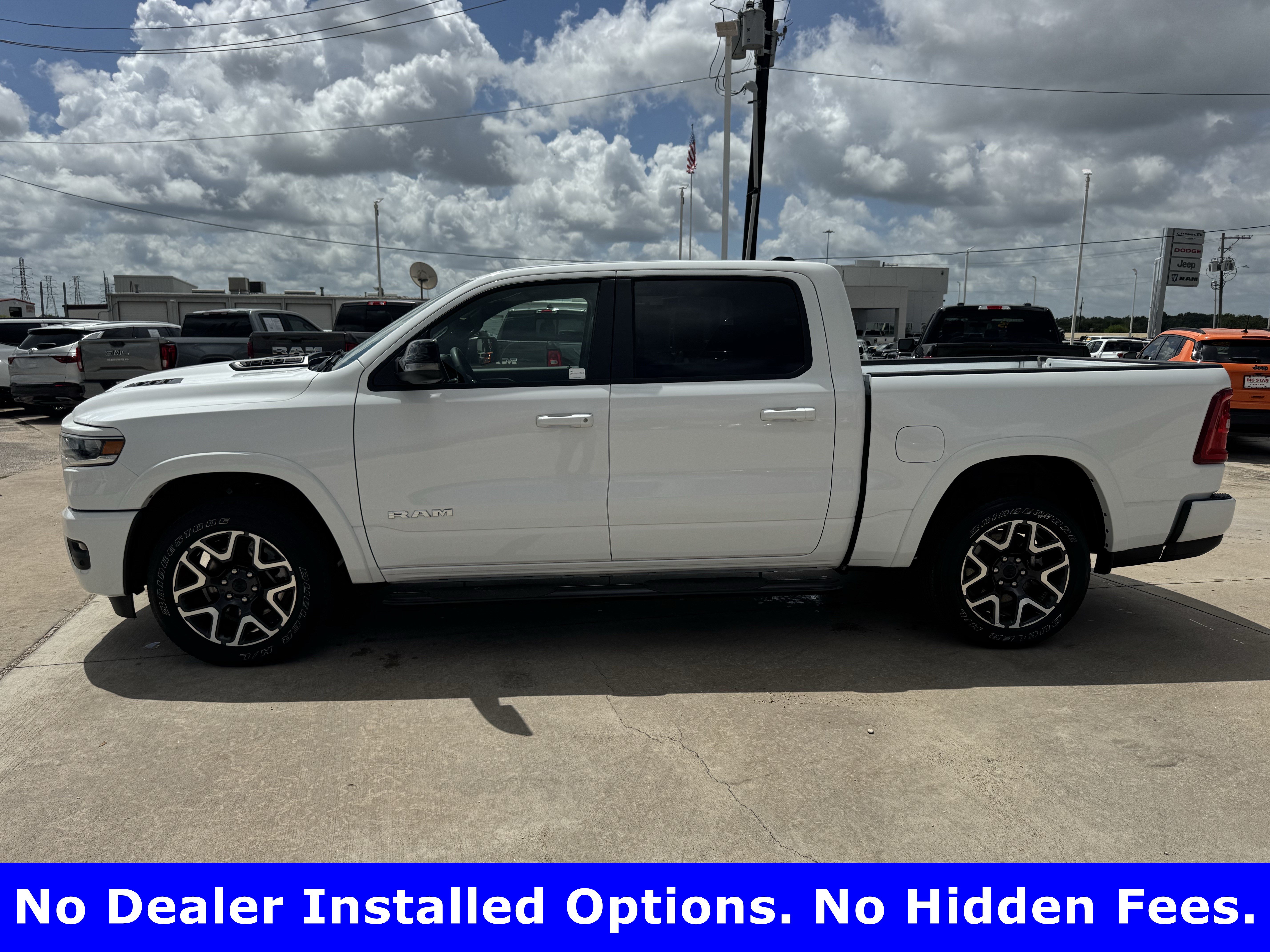 Used 2025 RAM 1500 Laramie w/ Sport Appearance Package AWD/4WD image 5