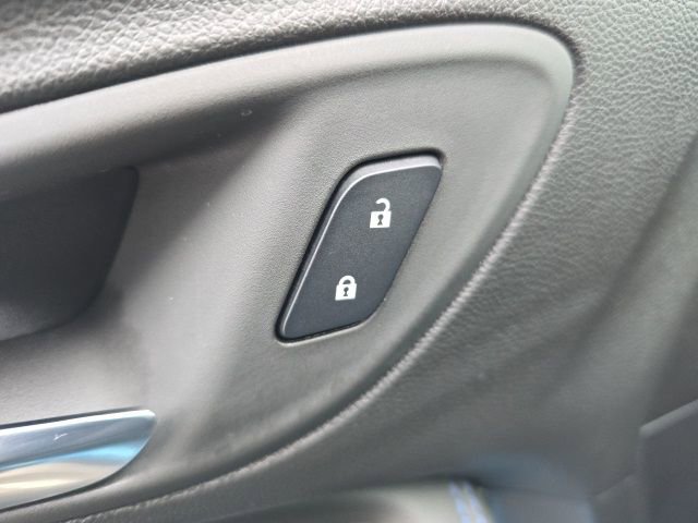 Used 2026 Buick Encore GX Sport Touring w/ Comfort Package image 13