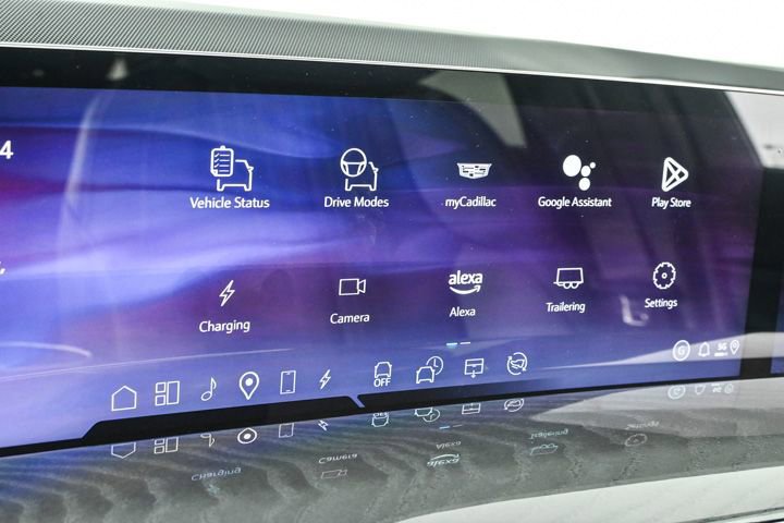 New 2025 Cadillac Escalade IQ Sport 2 image 14