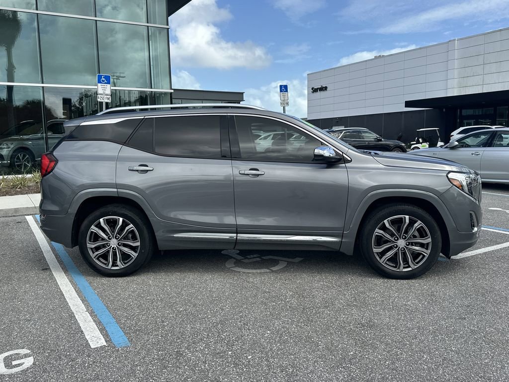 Used 2020 GMC Terrain Denali w/ Denali Premium Package image 6