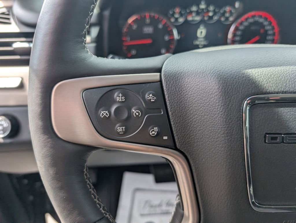 Used 2016 GMC Yukon Denali w/ Open Road Package image 19