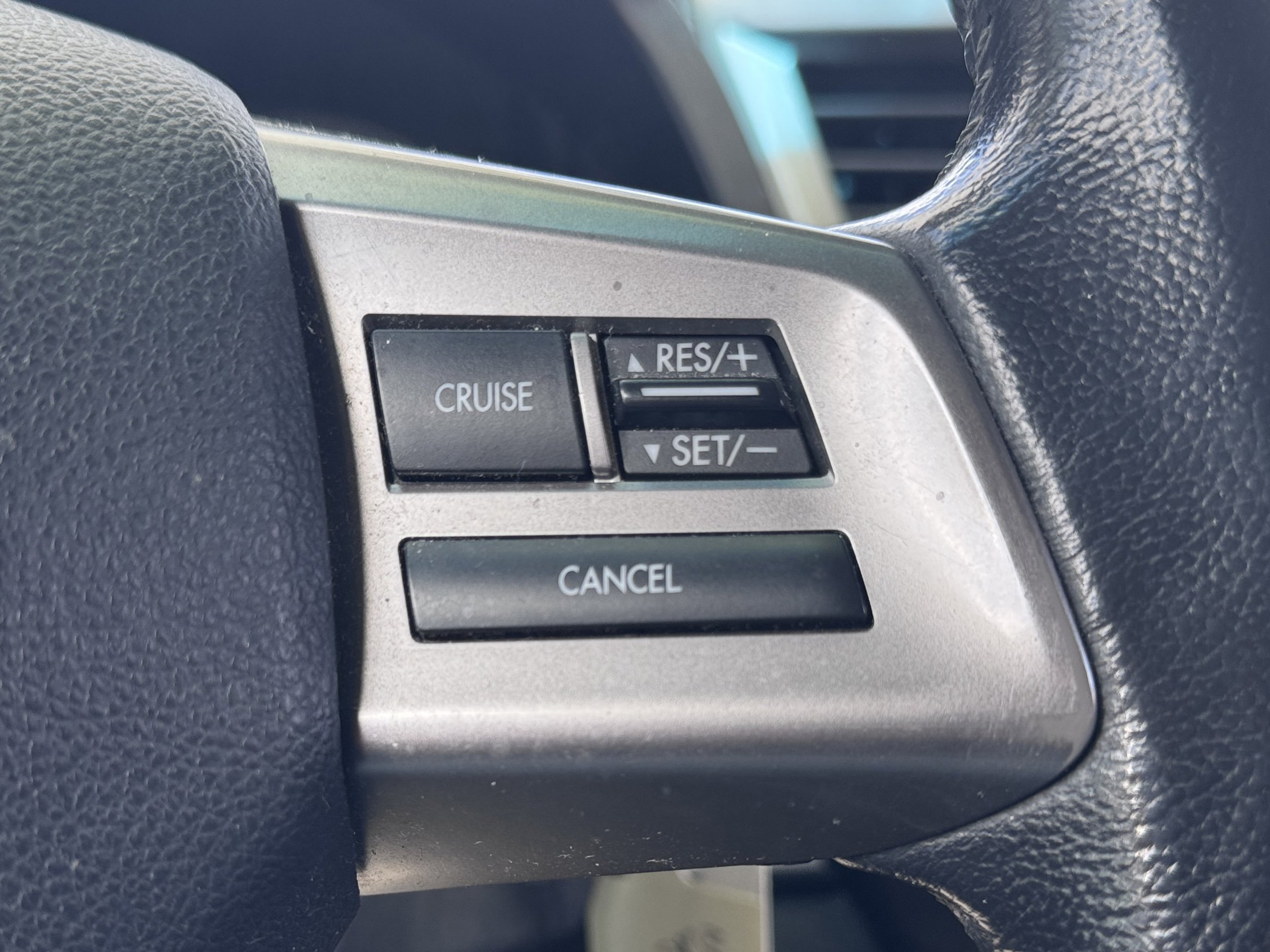 Used 2012 Subaru Outback 2.5i Premium w/ All-Weather Pkg AWD/4WD image 19