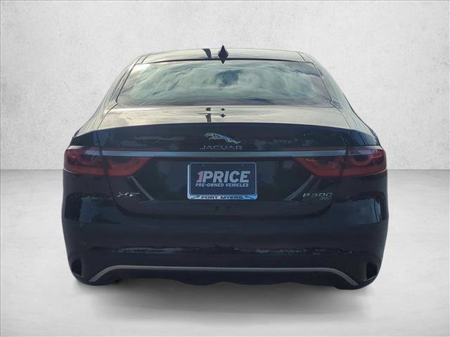 Used 2021 Jaguar XF R-Dynamic SE image 6