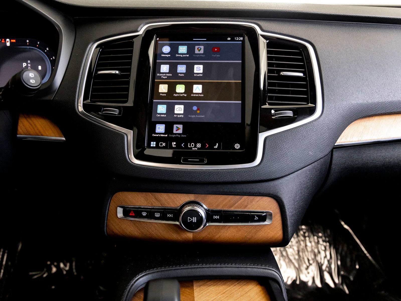 Used 2025 Volvo XC90 B6 Plus w/ Protection Package Premier AWD/4WD image 16