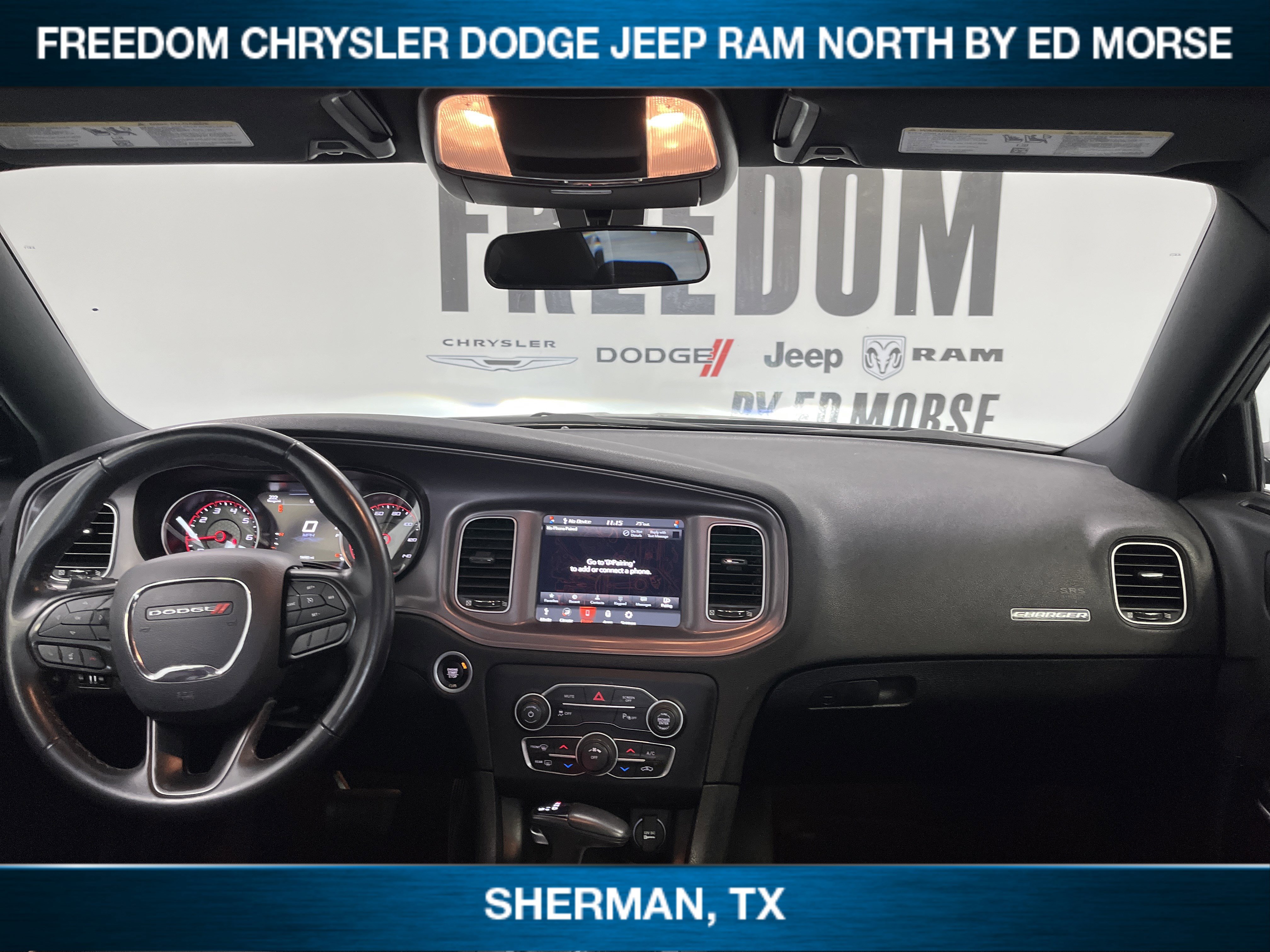 Used 2023 Dodge Charger SXT image 11