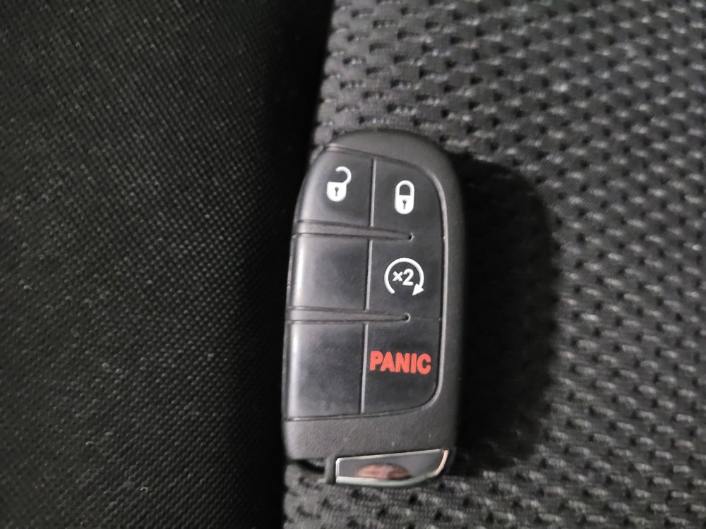 Used 2020 Jeep Renegade Altitude image 32