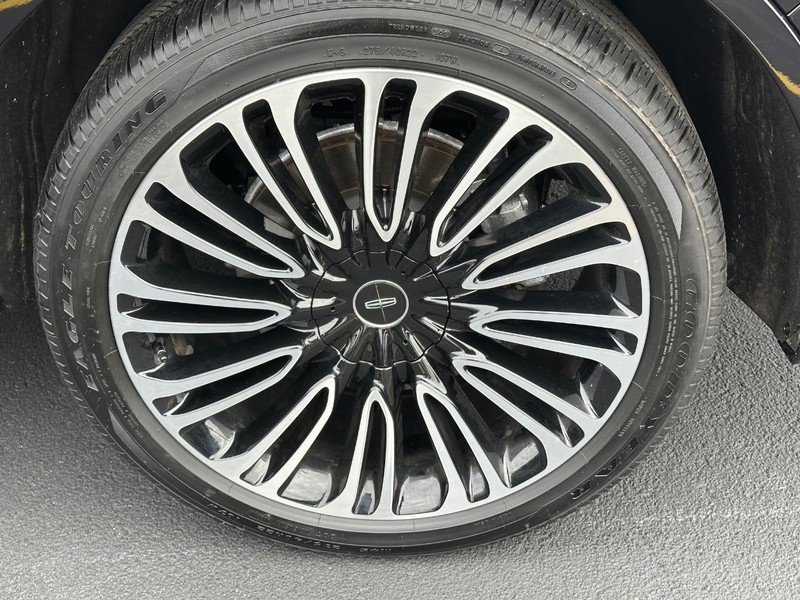 Certified 2023 Lincoln Aviator Black Label w/ Dynamic Handling Package image 8
