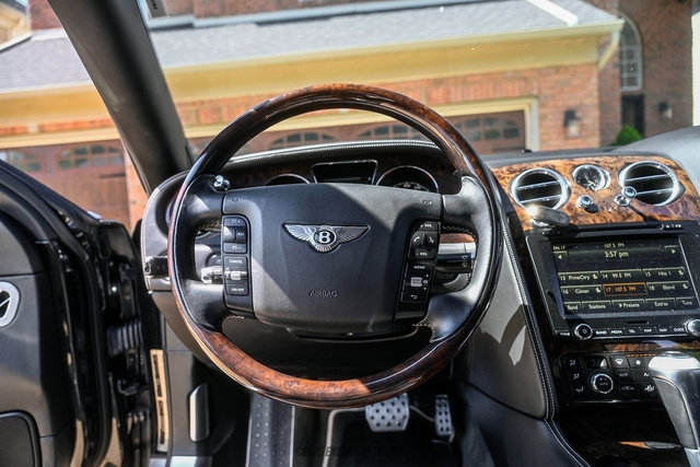 Used 2012 Bentley Flying Spur Flying Spur AWD/4WD image 18