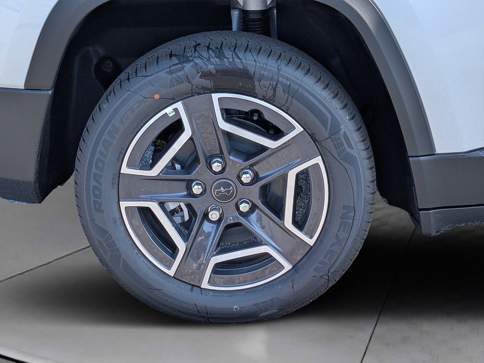 New 2026 Jeep Cherokee Laredo AWD/4WD image 9