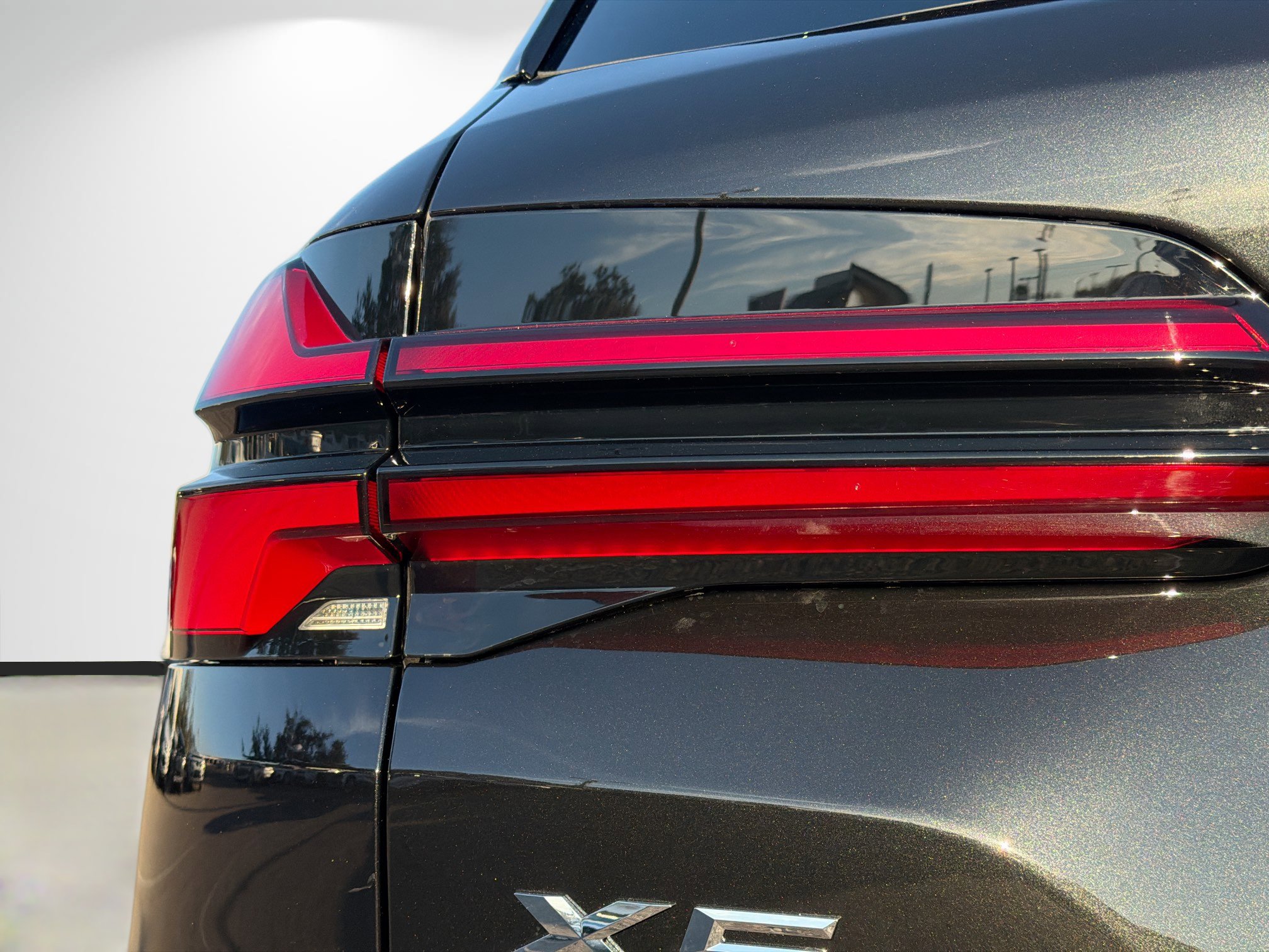 New 2026 BMW X5 xDrive50e w/ Executive Package image 10