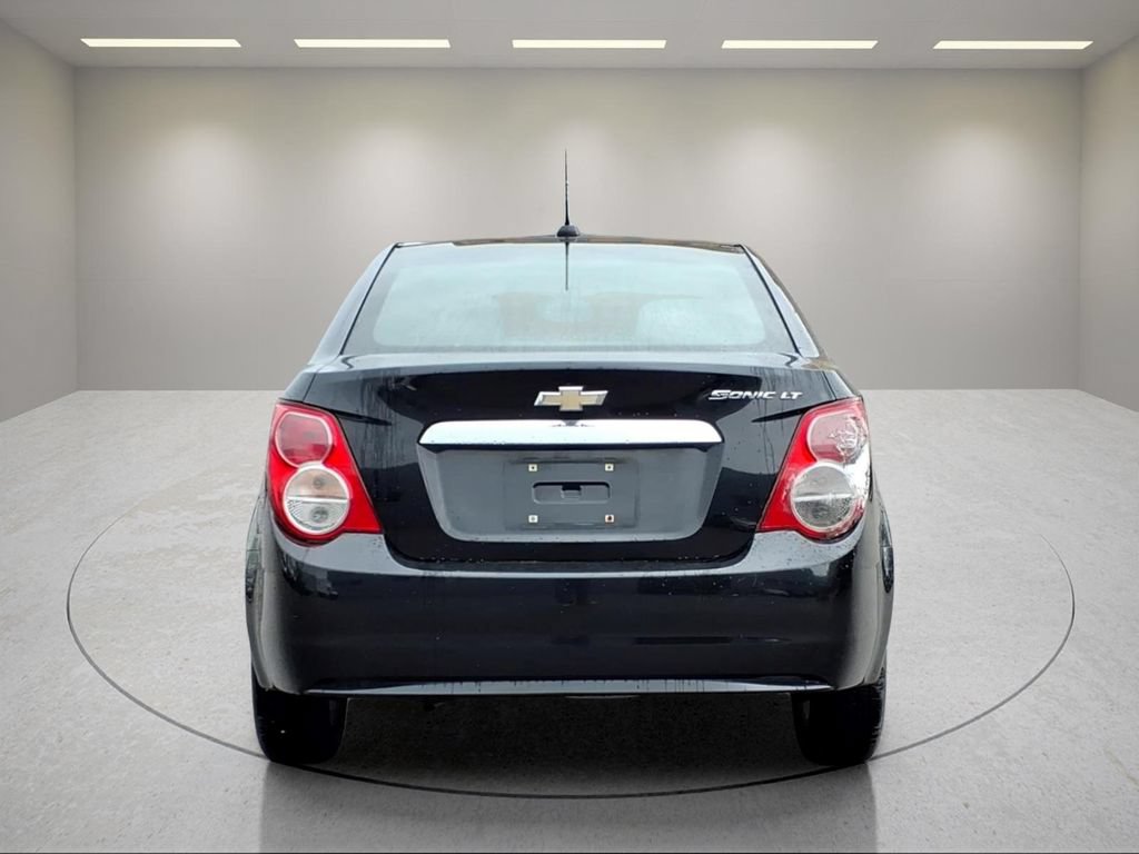 Used 2016 Chevrolet Sonic LT FWD image 20