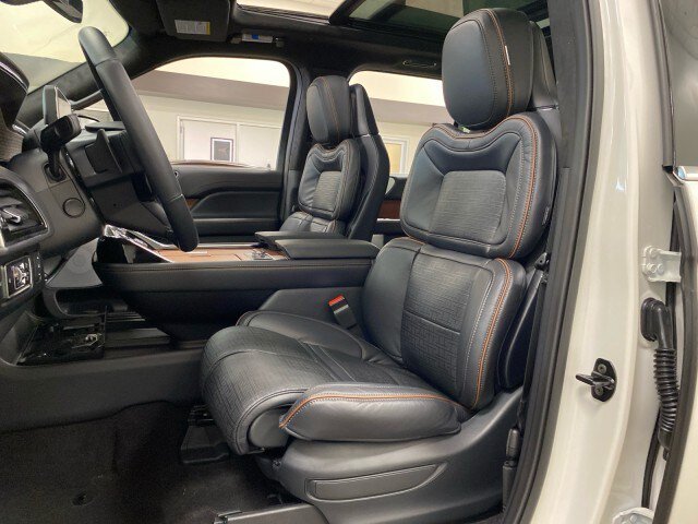 New 2024 Lincoln Navigator Black Label AWD/4WD image 40