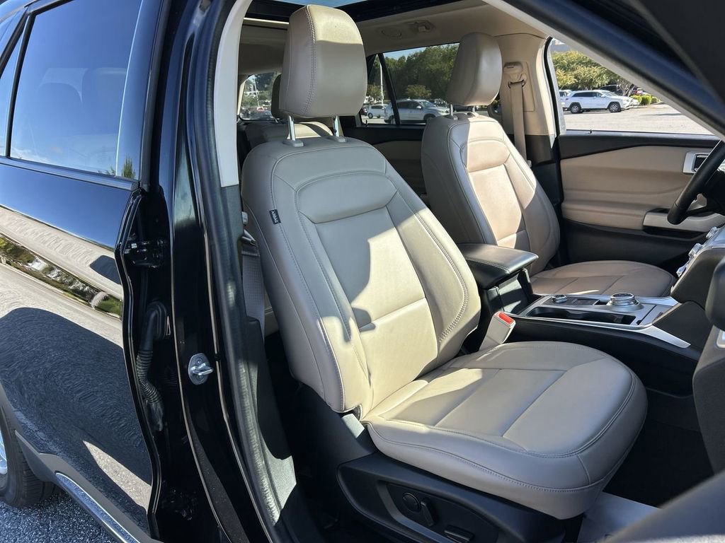 Used 2022 Ford Explorer XLT w/ Equipment Group 202A image 65