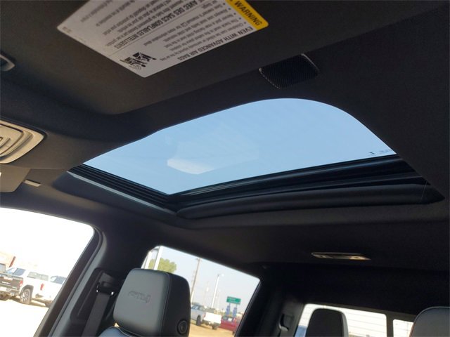 New 2026 GMC Sierra 2500 AT4 w/ AT4 Premium Plus Package image 14