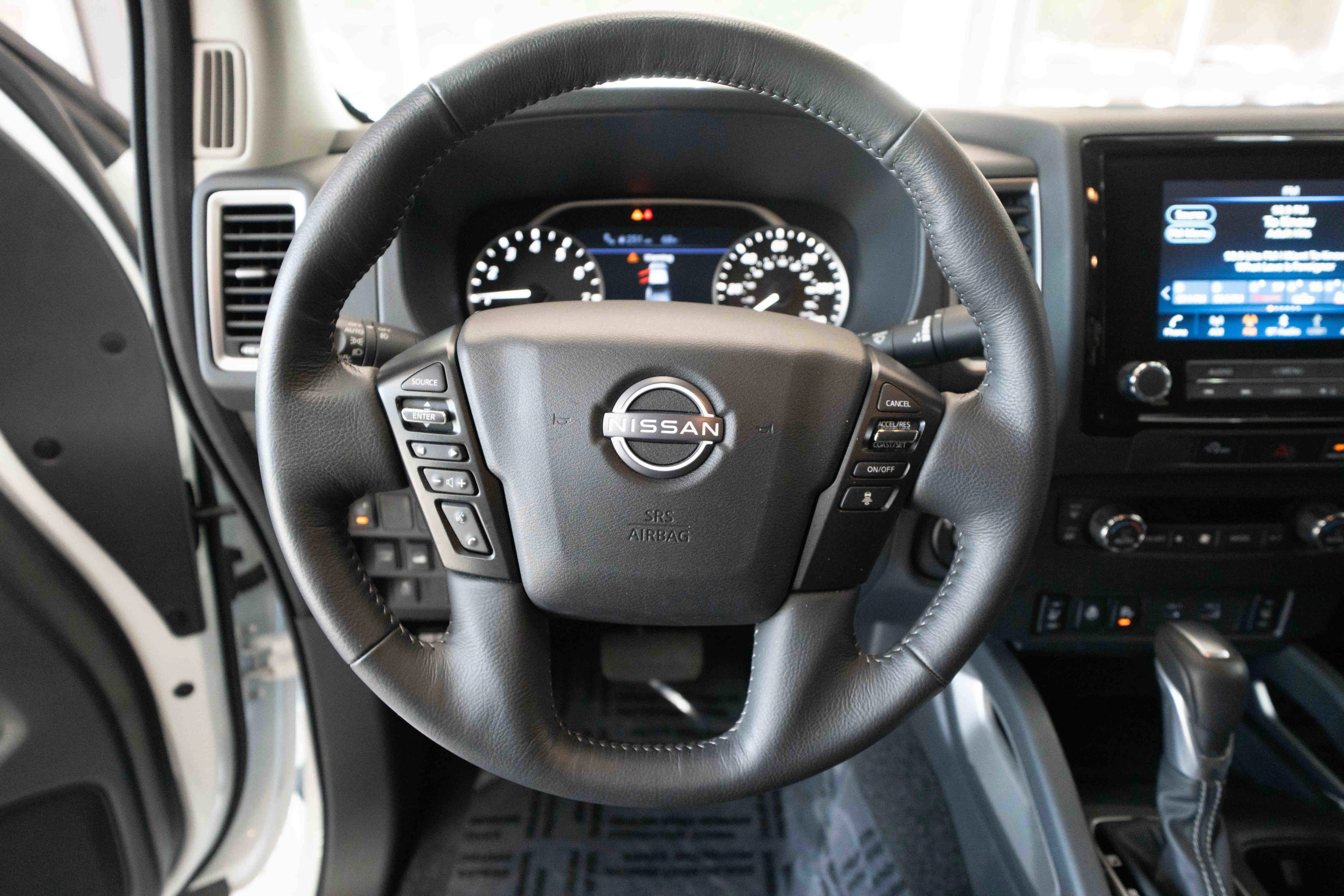 Used 2024 Nissan Frontier SV w/ SV Convenience Package image 21