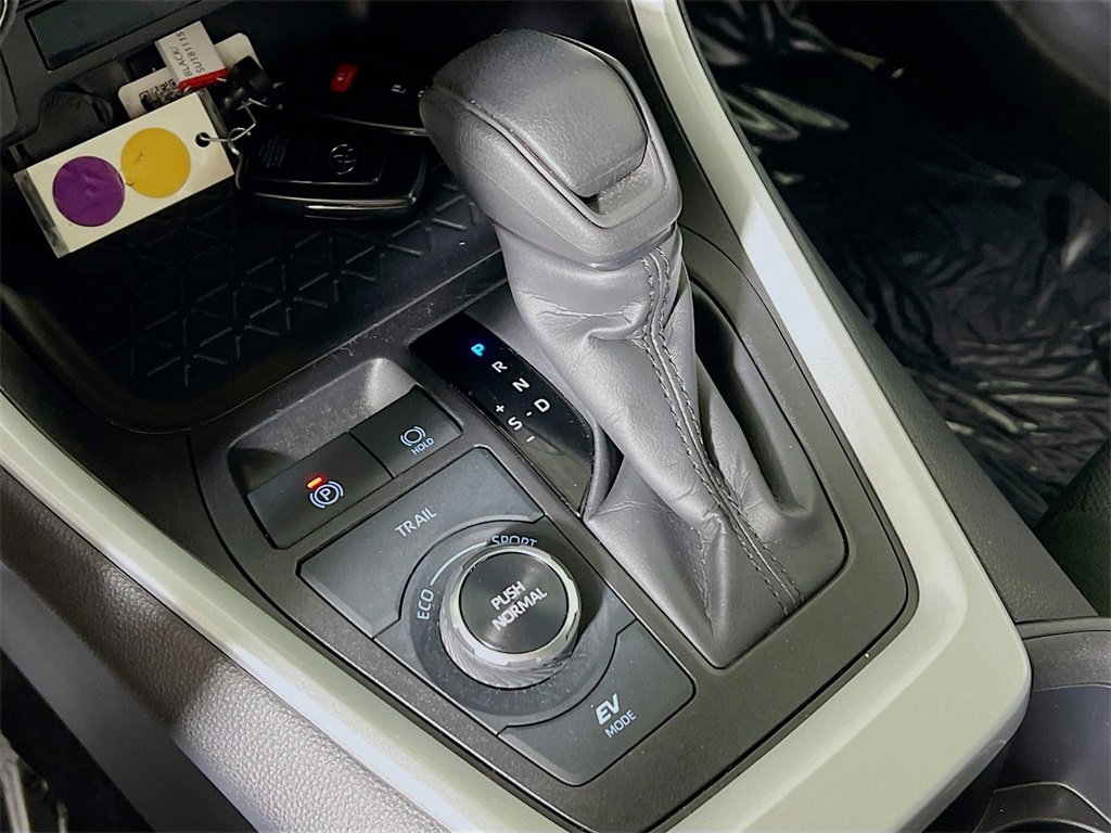 Certified 2025 Toyota RAV4 XLE image 16