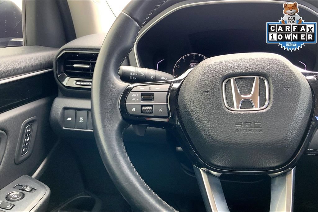 Used 2025 Honda Pilot EX-L image 18