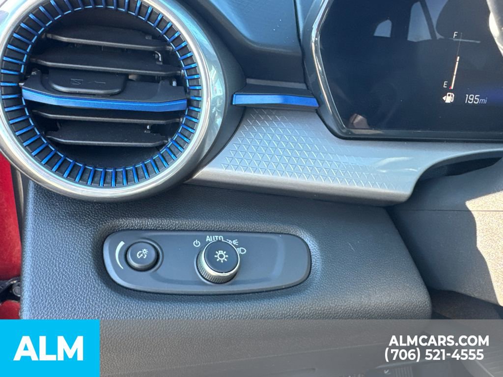 Used 2024 Chevrolet Trax LT w/ Driver Confidence Package image 27