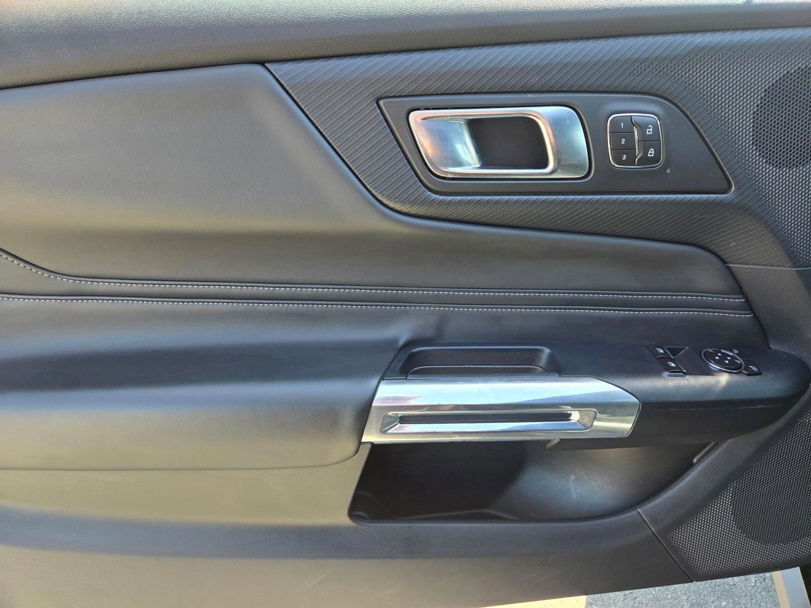 Used 2025 Ford Mustang Premium RWD image 14