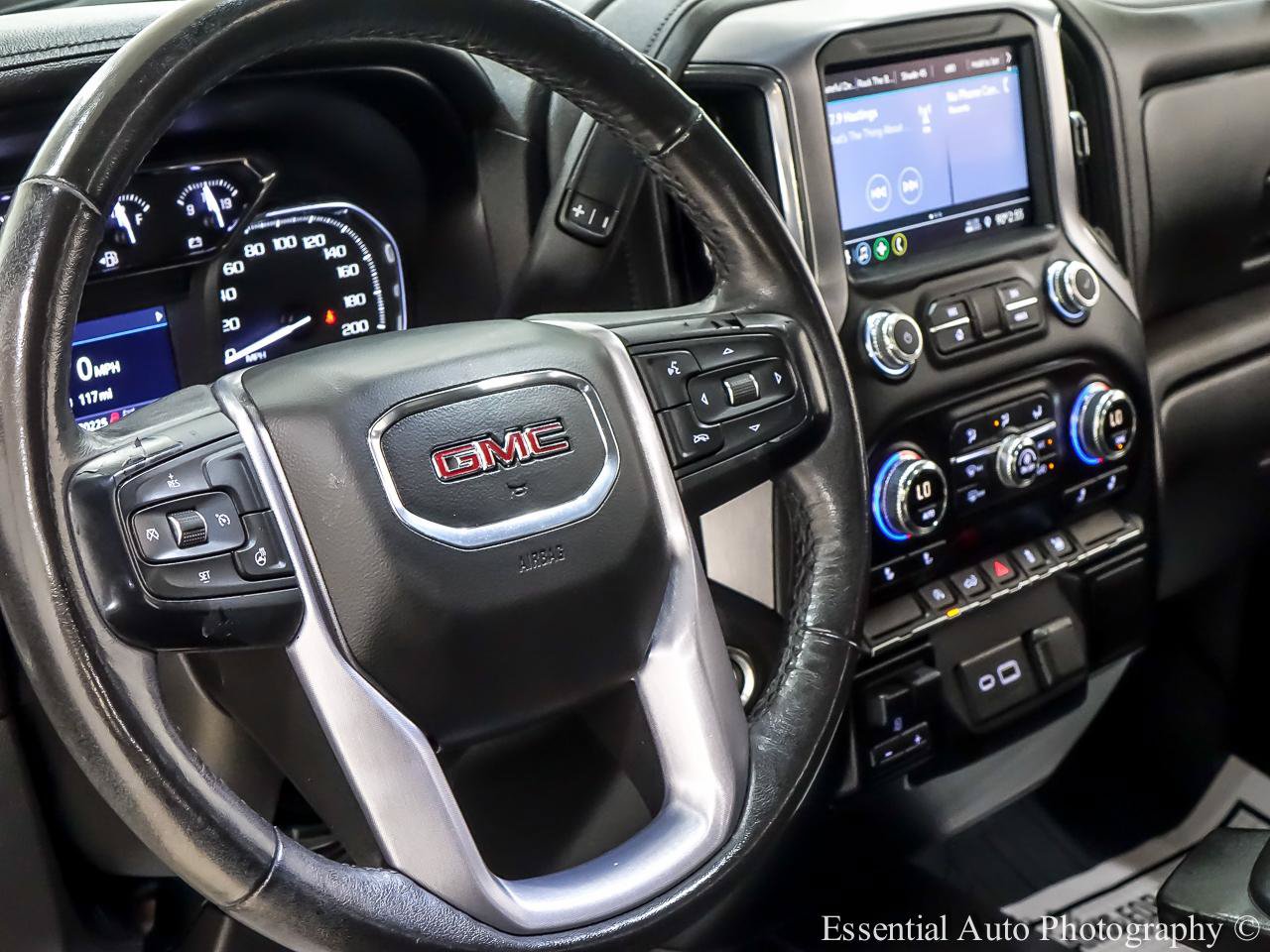 Used 2021 GMC Sierra 1500 Elevation w/ LPO, Elevation Black Package AWD/4WD image 16