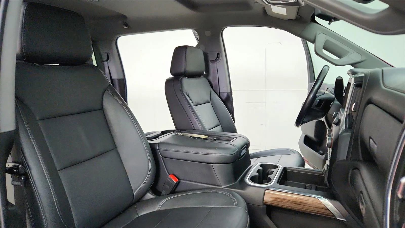 Used 2021 Chevrolet Silverado 1500 RST w/ Convenience Package II image 38