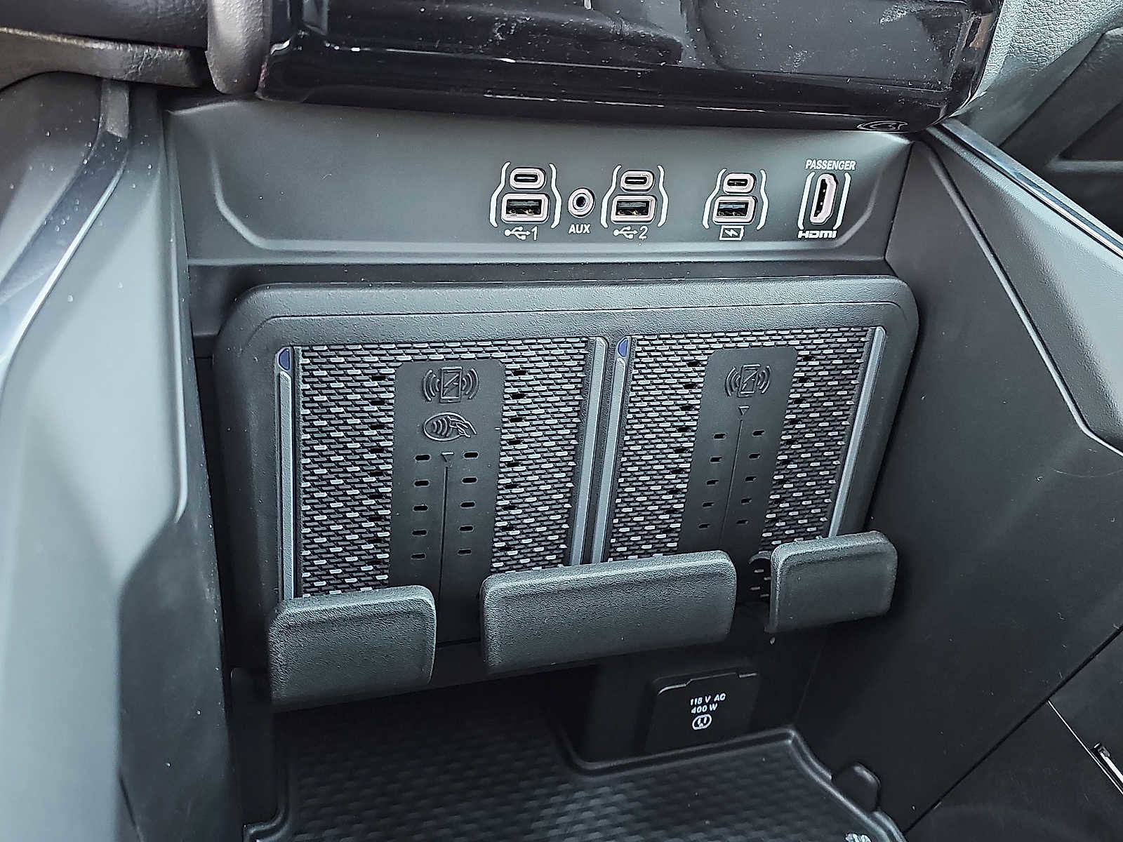 New 2026 RAM 1500 Laramie w/ Night Edition image 16