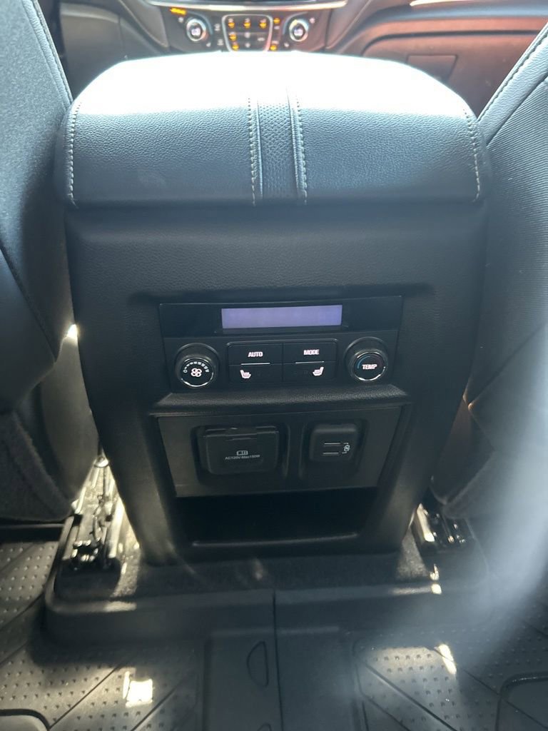 Certified 2023 Chevrolet Traverse Premier image 24