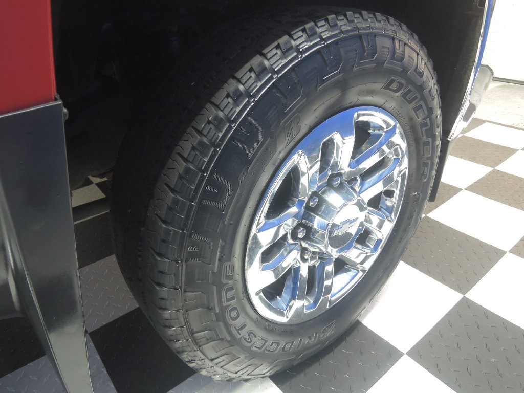 Used 2017 Chevrolet Silverado 2500 LTZ w/ Duramax Plus Package AWD/4WD image 42