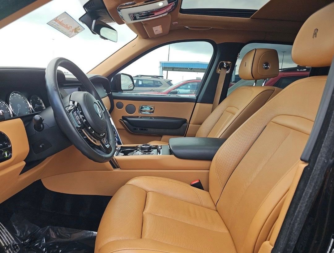 Used 2020 Rolls-Royce Cullinan AWD/4WD image 5