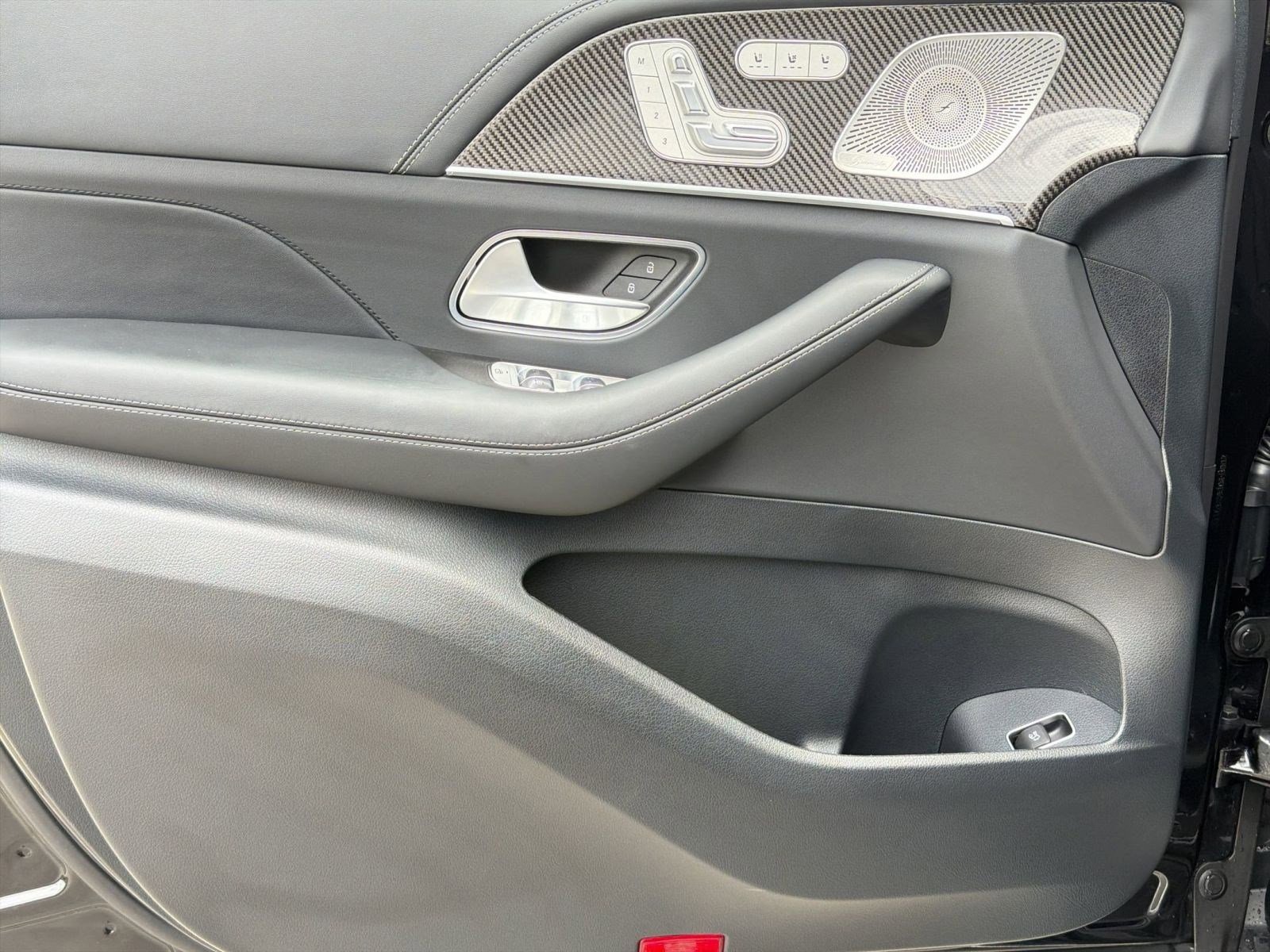 New 2026 Mercedes-Benz GLS 63 AMG 4MATIC image 12