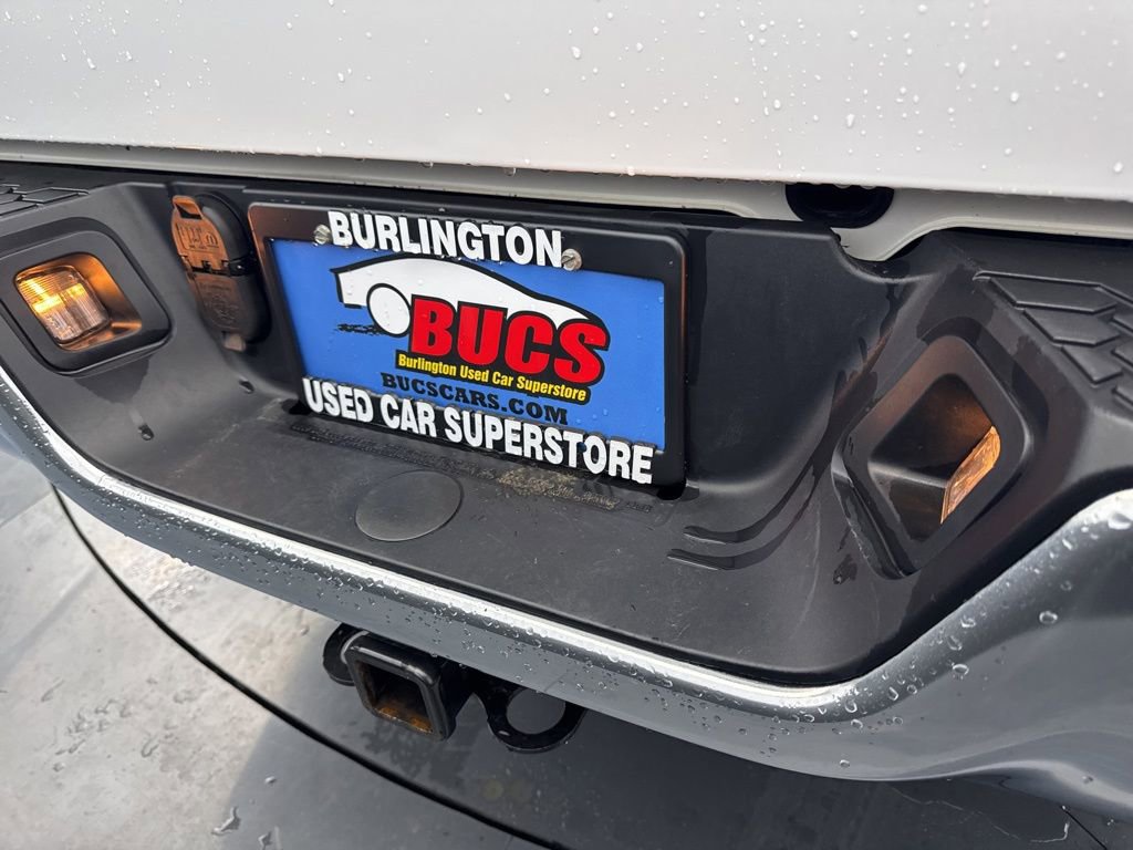 Used 2023 RAM 1500 Classic SLT image 40