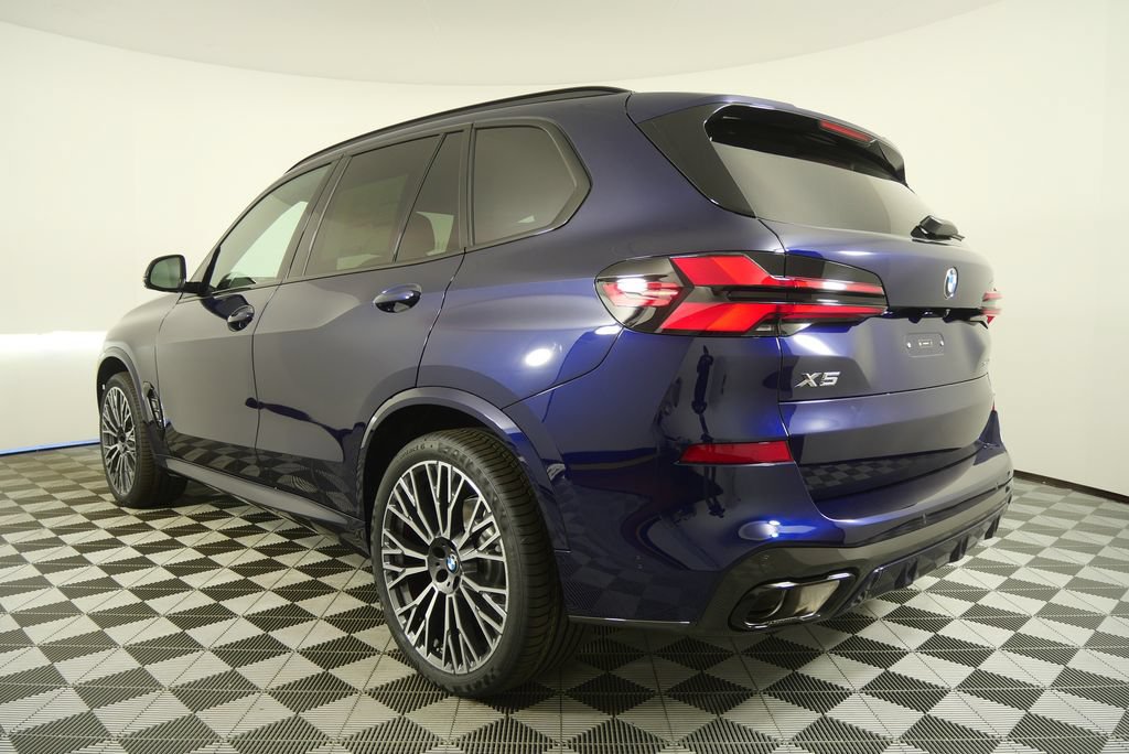 Used 2026 BMW X5 sDrive40i w/ M Sport Package RWD image 4