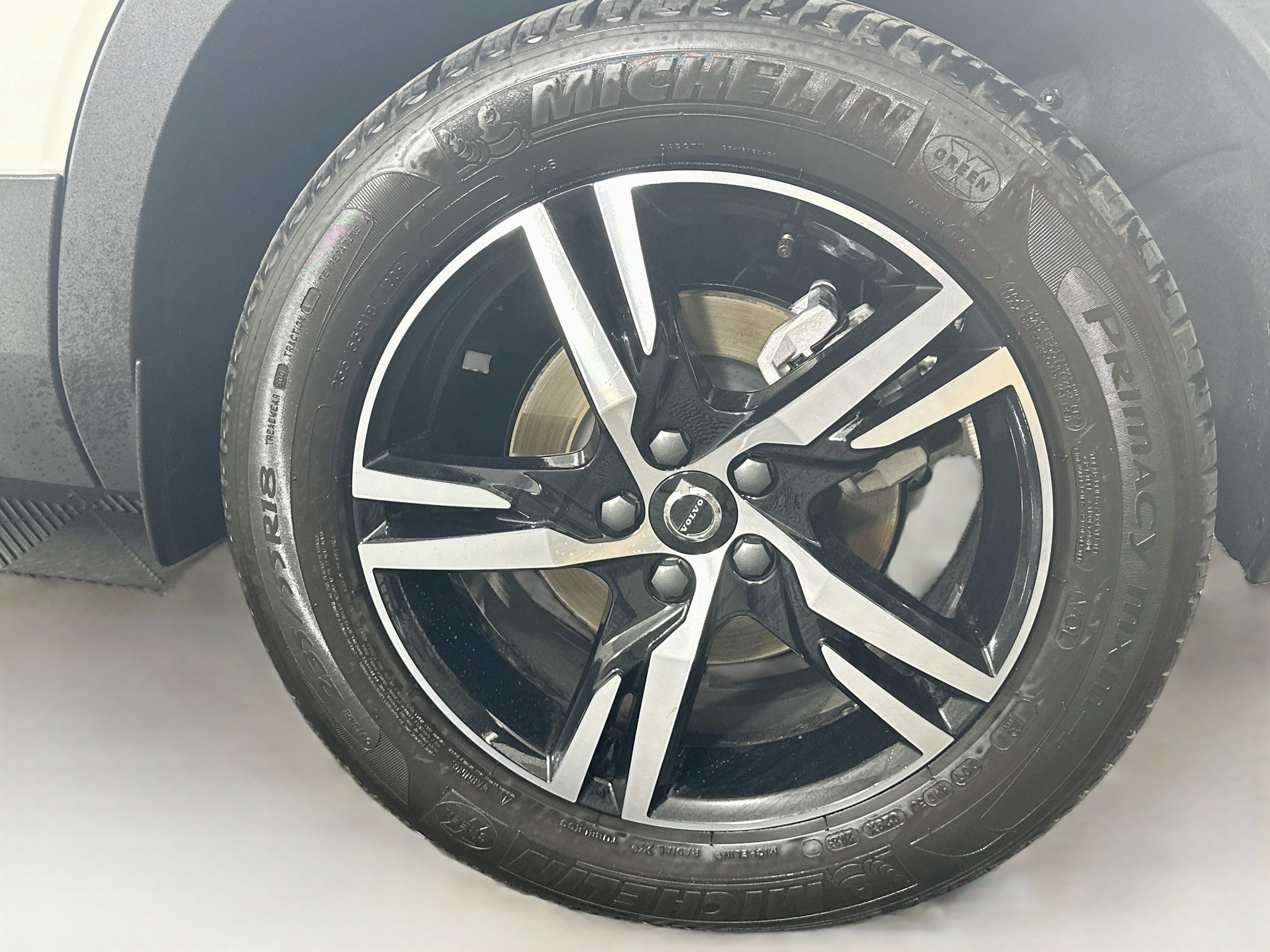 Used 2024 Volvo XC40 B5 Core w/ Protection Package AWD/4WD image 11