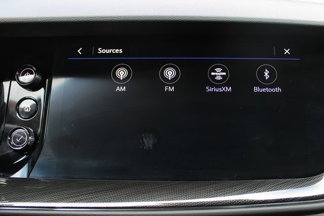 Used 2022 Buick Envision Essence w/ Safety Package image 25