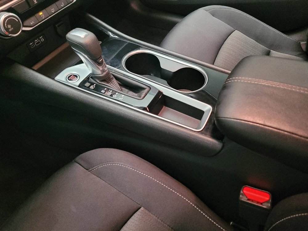 Used 2024 Nissan Altima 2.5 SV image 26