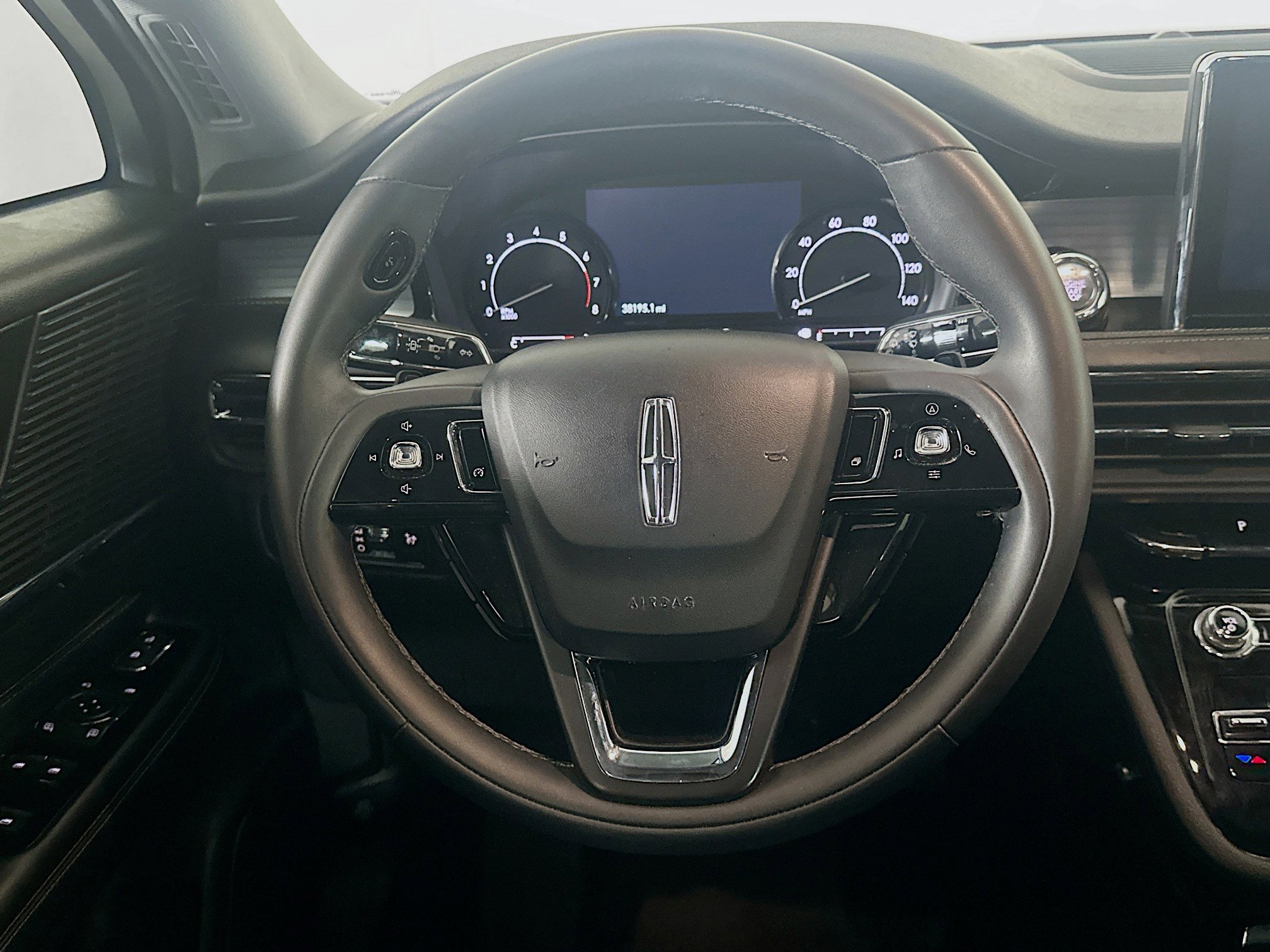 Used 2022 Lincoln Corsair FWD image 18