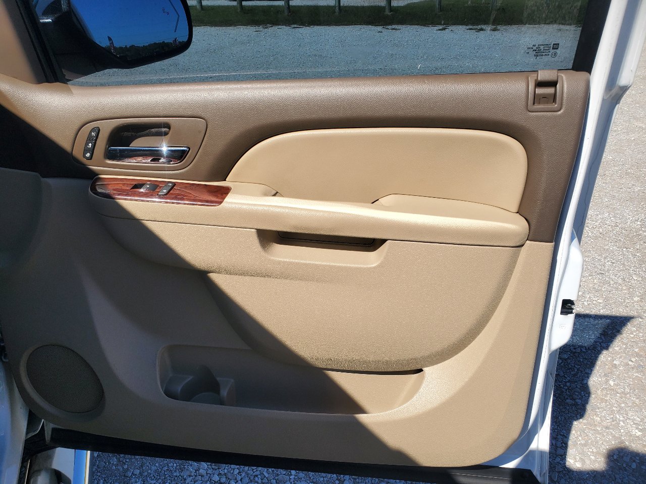 Used 2013 Chevrolet Tahoe LTZ image 30