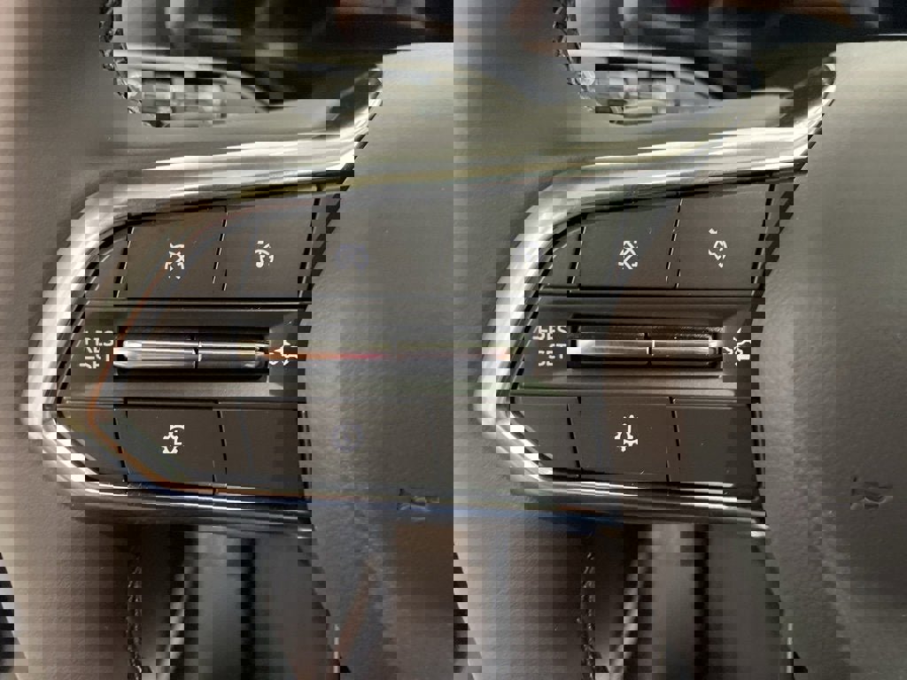 New 2026 Chevrolet Equinox LT w/ Convenience Package II image 24