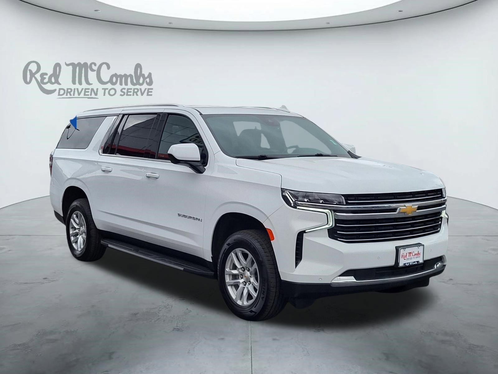 Used 2024 Chevrolet Suburban LT RWD image 1