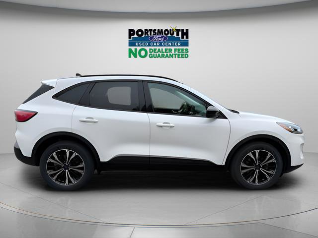 Used 2021 Ford Escape SEL w/ SEL Stealth AWD Package image 6