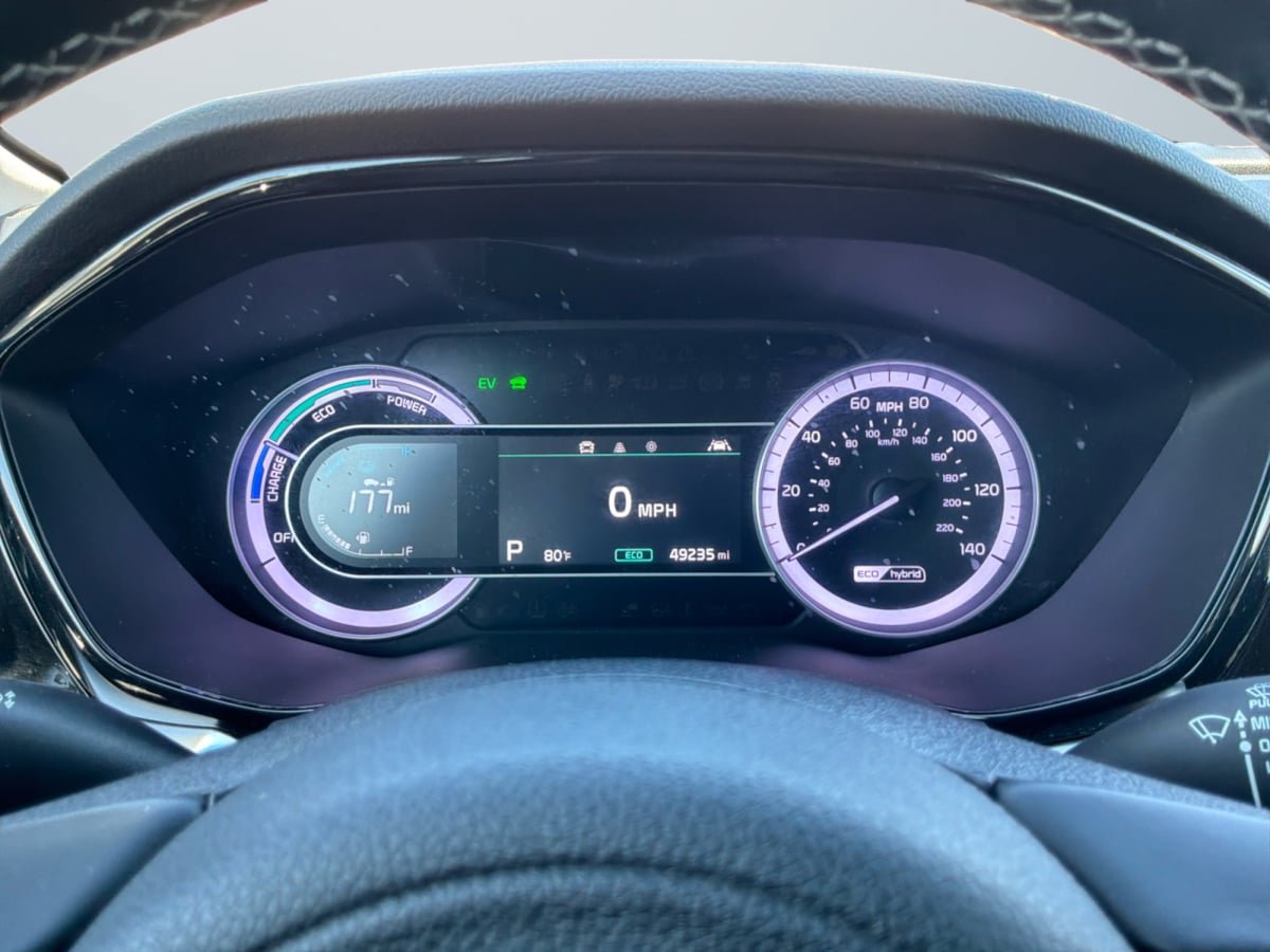 Used 2022 Kia Niro LXS FWD image 12